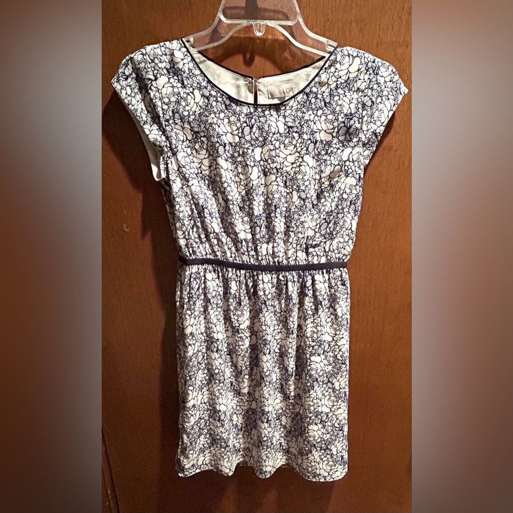 Loft Floral Dress w/ Waistband - Women’s Zero Petite 0P - Perfect Condition💙